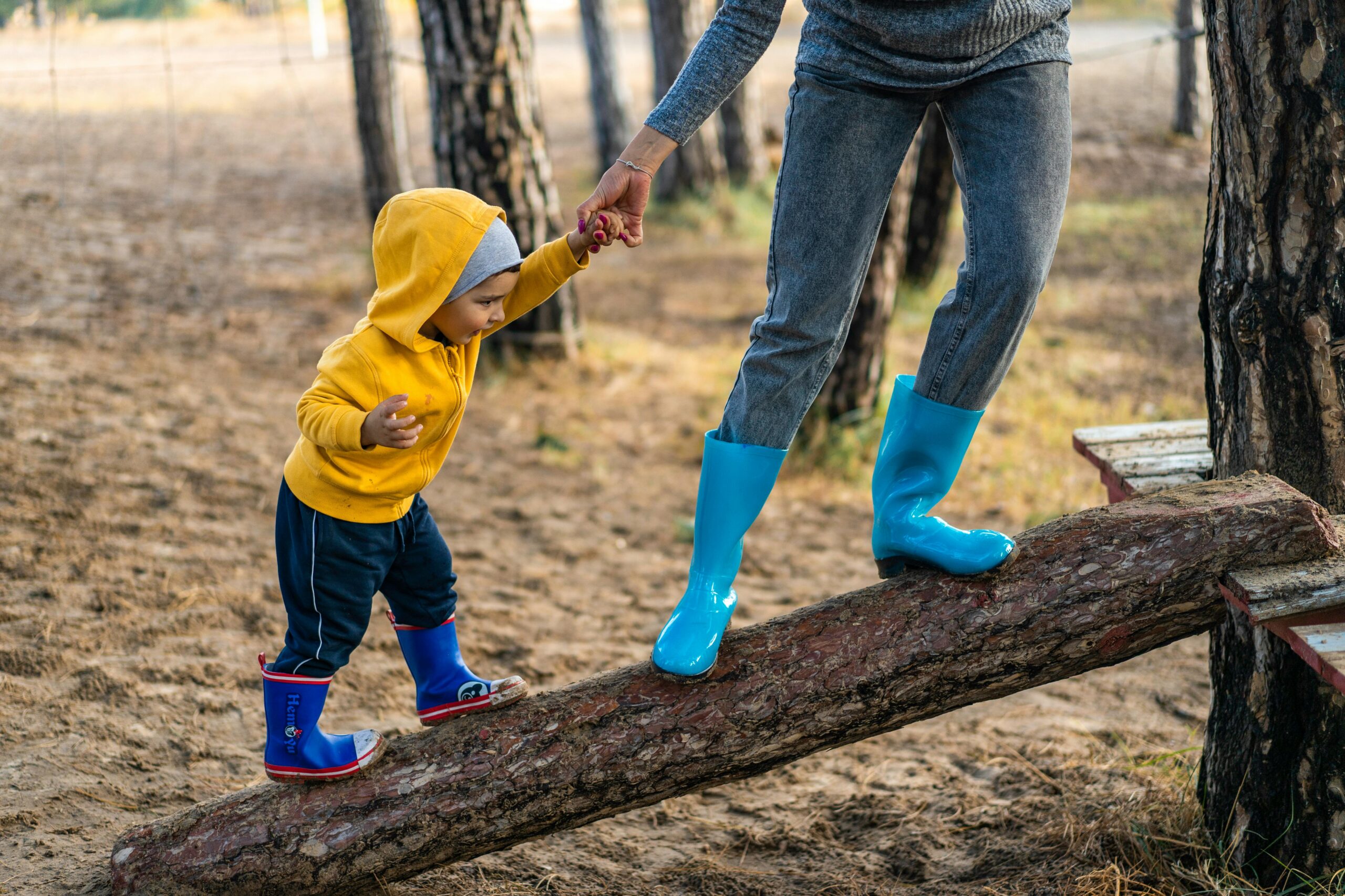 a new mom walking with her child and following post-natal training tips