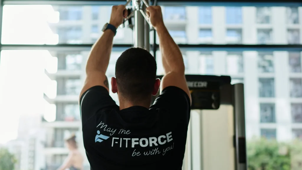Darko, personal trainer, 1-on-1 personal training session in Dubai