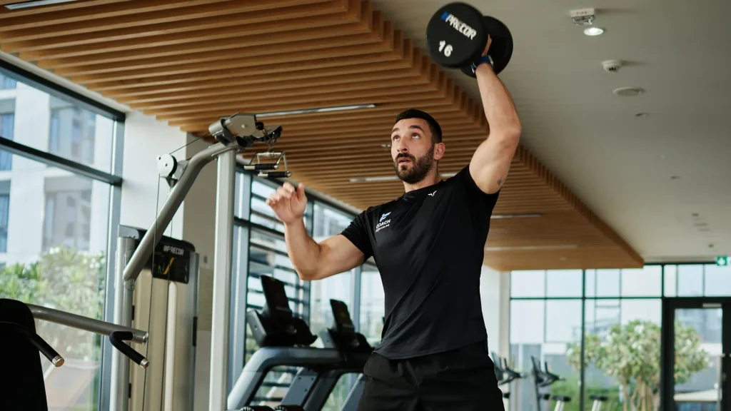 Darko, personal trainer, 1-on-1 personal training session in Dubai